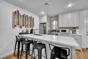 “The Okie Nook” – Cozy Stay Near OKC Airport - Image 4