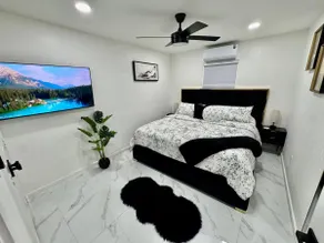 Luxury Home 5,2 miles Airport+Spa+King+Washer+WIFI - Image 4