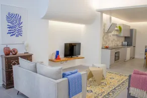 Courtyard House - Image 5
