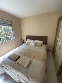 Beautiful 2-Bedroom Apartment with Garage-5 min Downtown - Image 5