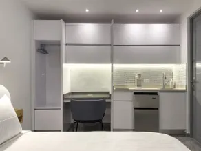Modern Stay with AC, Parking & Security - Image 2