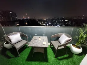 Spacious & Stylish apartment 1 - Image 2