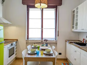 Charming studio apartment with balcony - Porta Romana - Image 2