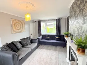 Home in between Bath and Bristol - Sleeps 9 guests - Image 4