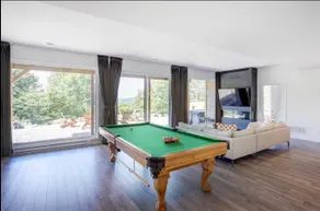 Chalet Private Spa & Sauna 12 min from Mont Tremblant - Image 4