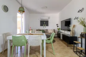 Villa 65 - Image 2