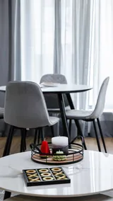 Fresh & Modern Apartment with Balcony by Flat Mаnager - Image 2