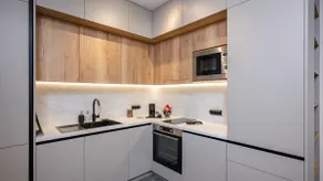 Fresh & Modern Apartment with Balcony by Flat Mаnager - Image 3