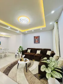 Modern Stylish 2 BR · 10 min from Airport + Wi-Fi - Image 2