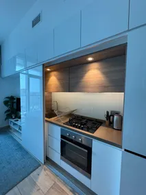 Cozy Studio in Dubai Marina, close to Beach, Metro - Image 4