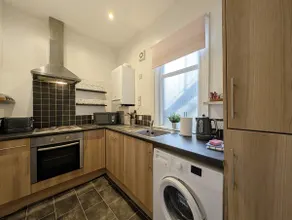 Pass the Keys Coastal 2 - Bedroom Flat in Tynemouth Sleeps 5 - Image 4