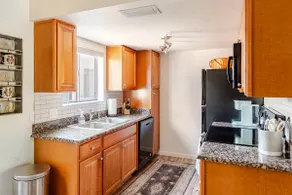 The Nest - Your Red Rock Retreat in the Village - Image 5