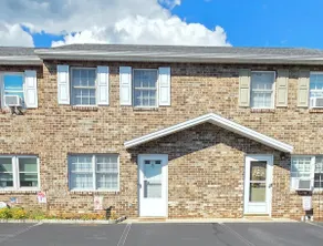 Reedsville Townhouse -near Penn State - Image 2