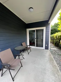 Comfortable 3BR Tacoma Stay Parking WiFi Patio - Image 5