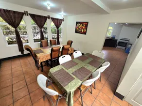 Large house on Calle Santander, near the lake. - Image 4