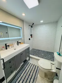 Stylish Modern tiny Stay Steps from the Ocean - Image 5