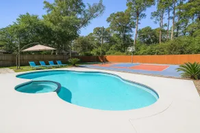 Heated Salt Water Pool - Pickleball - Putt Putt - Image 2