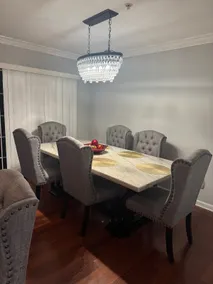 Luxury Townhouse Retreat in Primrose, Glen Burnie. - Image 2
