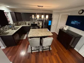 Luxury Townhouse Retreat in Primrose, Glen Burnie. - Image 3