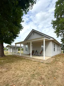 Cozy Home In Southern Illinois - Image 2