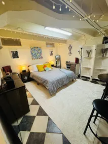 Guest suite with separate entrance and cozy gym! - Image 5