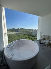 VIP Suite, Private Jacuzzi with Ocean View #1521 - Image 4