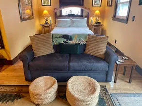 Evergreen Suite-Village of Clinton - Image 5
