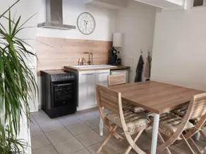Cozy 40m² duplex I 25 minutes to Puy du Fou I 5 minutes to the train station - Image 4