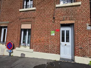 Victoire's house, courtyard near the city center - Image 2