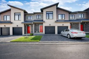 Modern 4BR/4BA | 5 beds-sleeps 10+ | close to 401 - Image 3