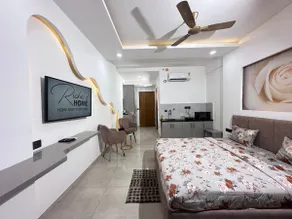 Richa's Home Lucknow - Image 4