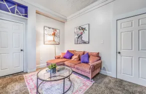 Vibrant Memphis Retreat - Steps from Local Spots - Image 2