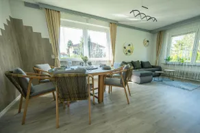 EHM - Central 3 bedroom accommodation - Image 2