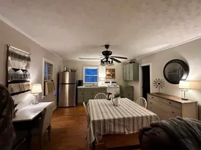 Rustic 2BR Cabin on 5 Private Acres - Image 5