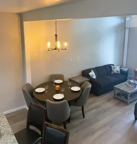 Modern Lakeview Townhome Near Golf Course - Image 5