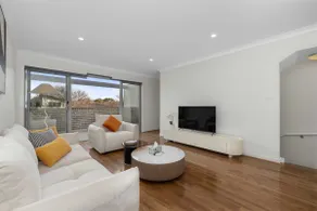 Modern 3B3B Townhouse in Franklin near Gungahlin - Image 5
