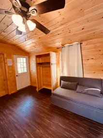 Green cabin at Carrabassett town line - Image 4
