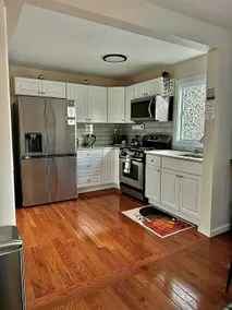 Retro House | Themed Stay ¡15 Mins from MetLife! - Image 4