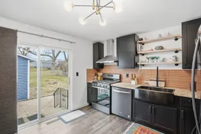 Moody Mid-Century Retreat - Image 4