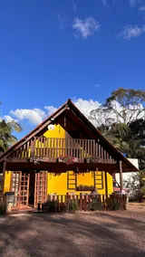 Mountain Chalet with barn and mini farm - Image 2