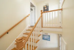 Cozy 3BR Boston w/Parking + Easy City Access 558/2 - Image 3