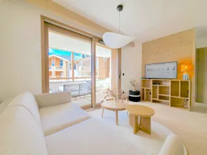 T2 Phoenix - B21 · Exceptional 2-bedroom apartment with pool and - Image 3