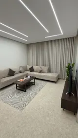 Luxury apartment with a sophisticated design consisting of a room and a hall - Image 5