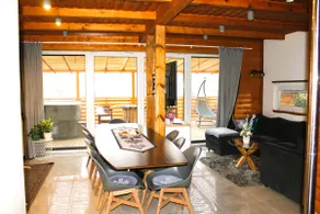 H25 Guesthouse - Image 3