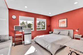 Disneyland Group Stay | 2 Homes in one in Tustin - Image 2
