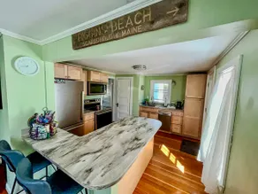 Portland, Beaches & More! Fenced Yard for Dogs - Image 2