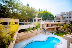 Noble Nest Apartment - Image 4