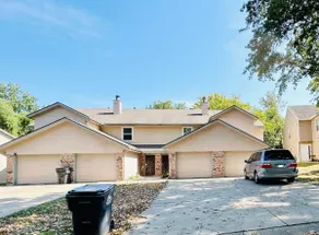 Stylish Townhome.3bedrooms,1Kingbed/4Queen/1sofa - Image 2