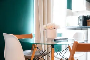 Well-Designed London Apartment Near the Tube - Image 4
