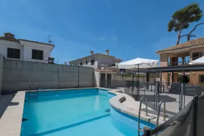 Villa with professional barbecue for families - Image 2